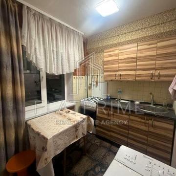 Дніпровська набережна вул., 7-А