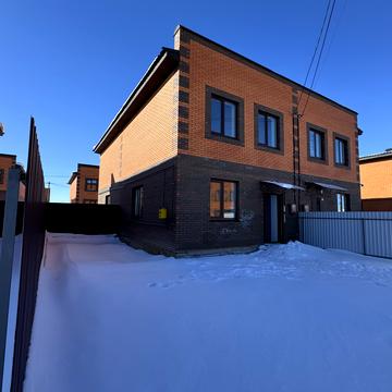 Провулок світлий