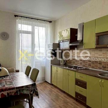 Перлинна вул., 1