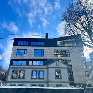 Ярослава Ярославенка вул., (Будинок)