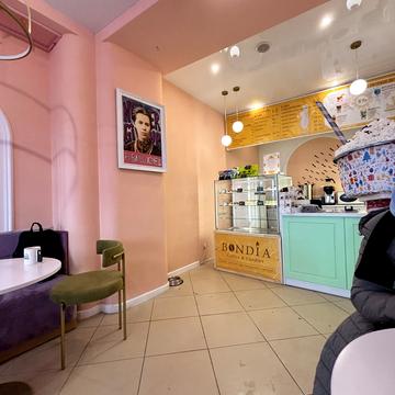 Богдана Хмельницького вул., 10