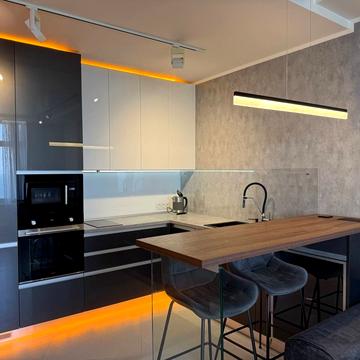 Валерія Самофалова вул. (Каманіна), 16-А/5