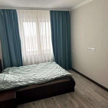 Новопольова вул., 2