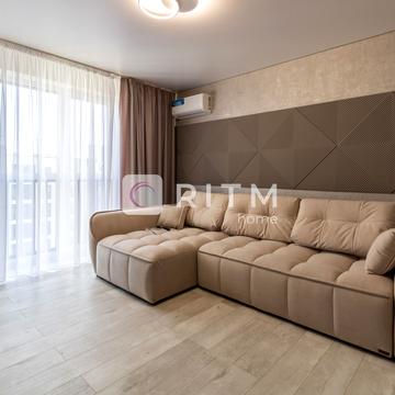 Лева Ребета вул., 10д