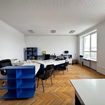 Незалежності вул., 63