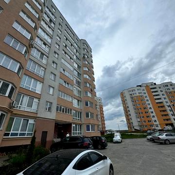 Будівельників вул., 4/2