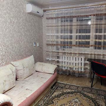 Нижньодніпровська вул., 6