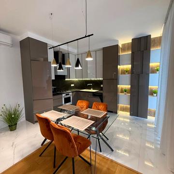 Личаківська вул. (), 37