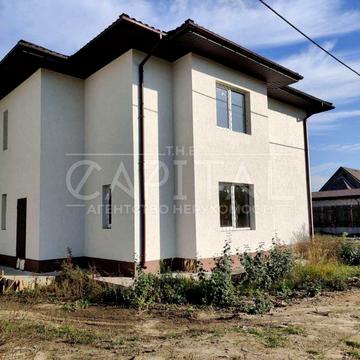 Дніпровська вул., 10