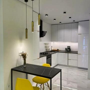 Героїв УПА вул., 73