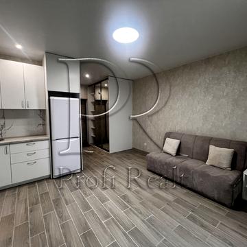 Метрологічна вул., 21-Б