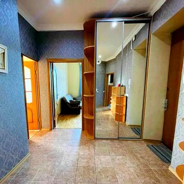 Гетьмана Павла Скоропадського вул. (Льва Толстого), 25