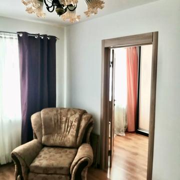 Медової Печери вул. (), 9