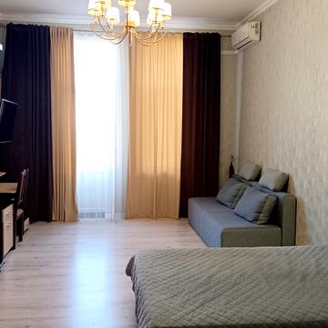 Василя Сімовича вул., 7