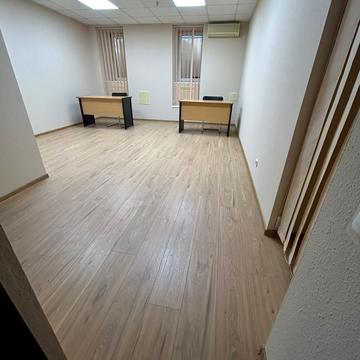 Інститутська вул., 19-В