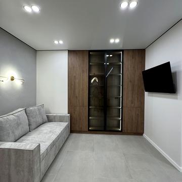 Юліана Пелеша вул., 3