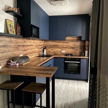 Йорданська вул. (Лайоша Гавро), 18