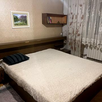 Леоніда Каденюка просп. (Юрія Гагаріна), 14