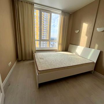 Каховська вул., 58