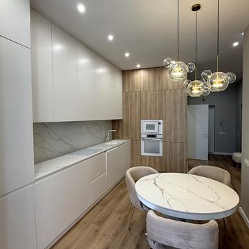 Добровольців вул. (Маршала Говорова), 8