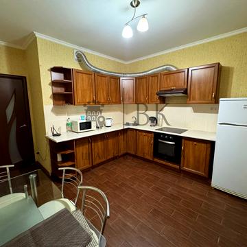 Валерія Лобановського просп., 150-В