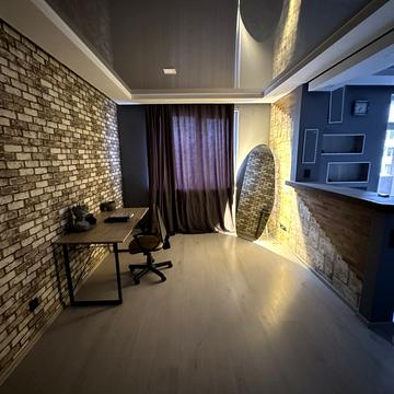 Угорська вул., 14в