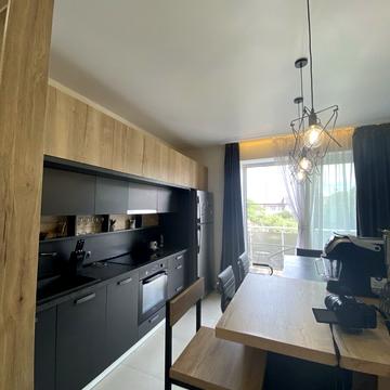 Доброчинців вул. (Дербентська), 103