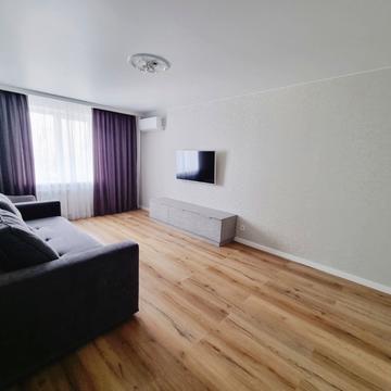 Монастирська вул., 11