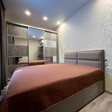 Добровольців пров., 21