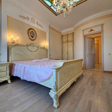 Аркадійське плато вул. (Гагаринське плато), 5/3