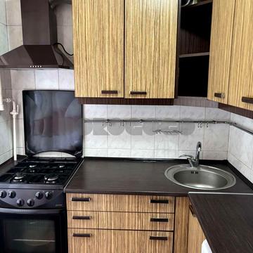 Михайла Донця вул., 23-Б