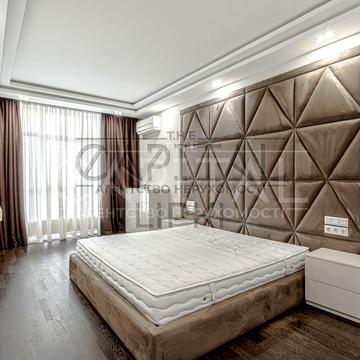 Андрія Верхогляда вул. (Михайла Драгомирова), 9