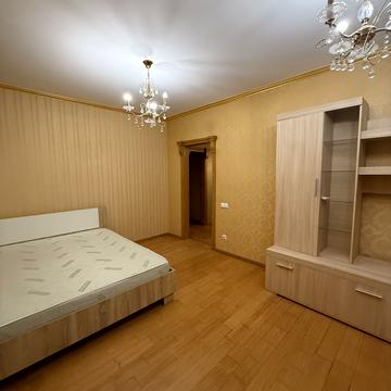 Бакинська вул., 37-Г