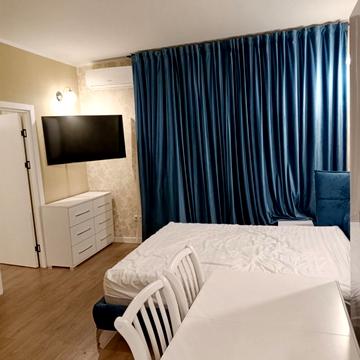 Старонаводницька вул., 4