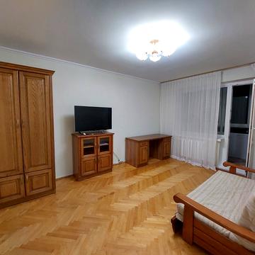 Кирила Трильовського вул., 23