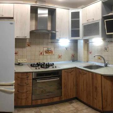 Архітектора Вербицького вул., 24