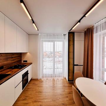 24 Серпня вул., (Будинок 12)