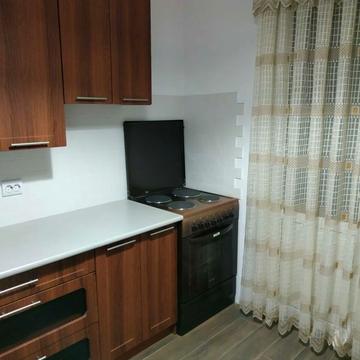 Бориса Гмирі вул., 16