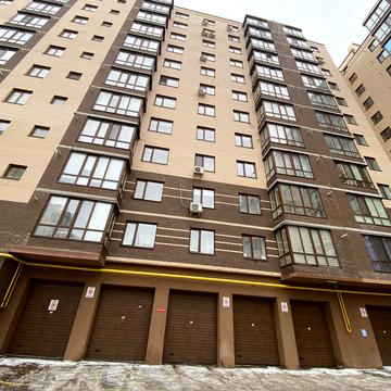 Олега Антонова вул. (Карла Маркса), 13в