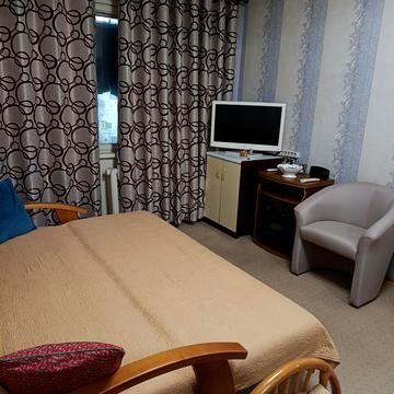 Олексія Вадатурського вул. (Маршала Малиновського), 47