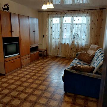 Металургів просп., 84а