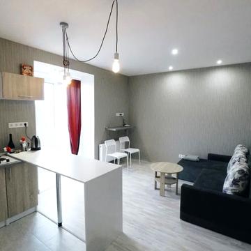 Рилєєва вул., (Будинок)