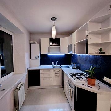 Героїв Крут вул. (Фурманова), 12