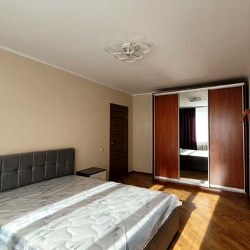 Павла Корнелюка проїзд (Станіславського), 8