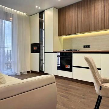 Юліана Пелеша вул., 3