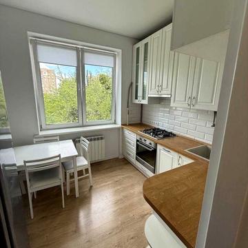 Олекси Тихого вул. (Виборзька), 38/19