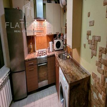 Полярна вул., 3