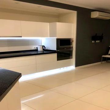 Отакара Яроша пров., 16