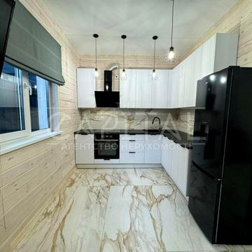 Демидівська вул.