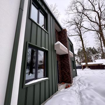 Варшавська вул.